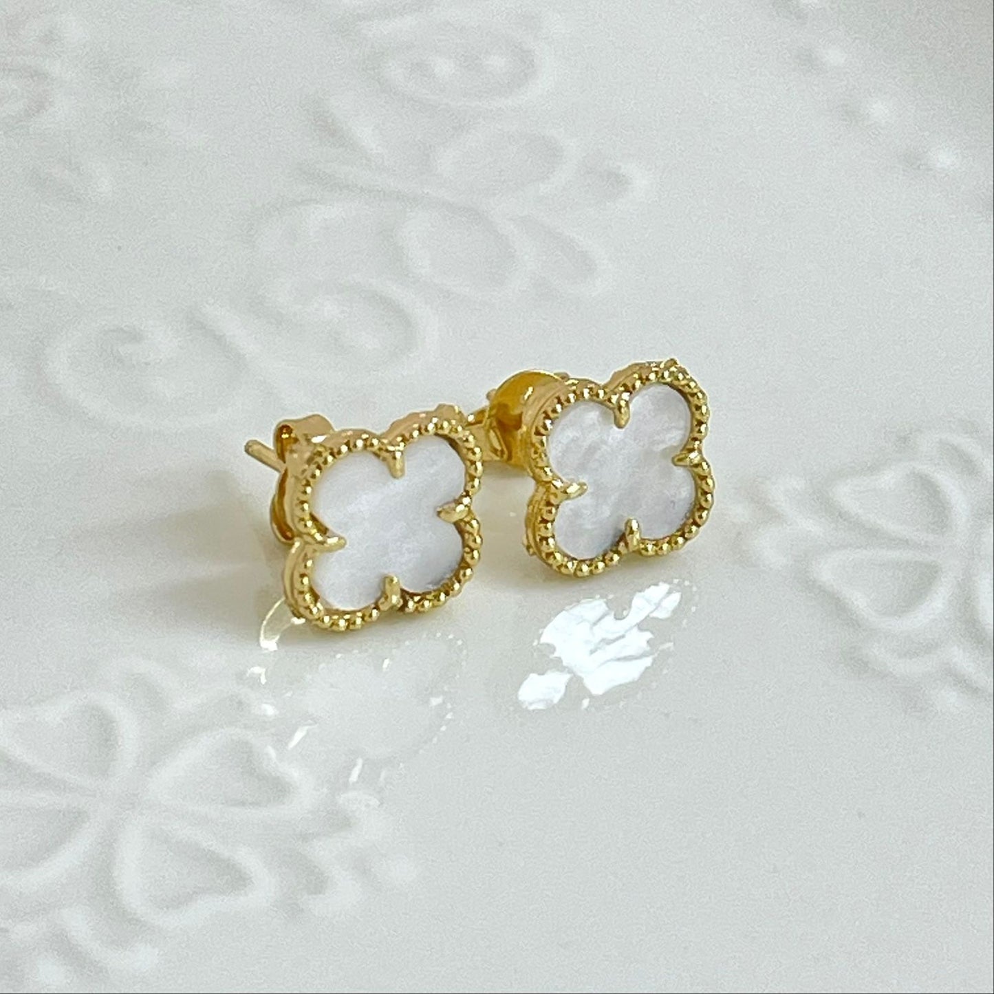 Topo Trébol VCLF Nacar 1cm ID: 168