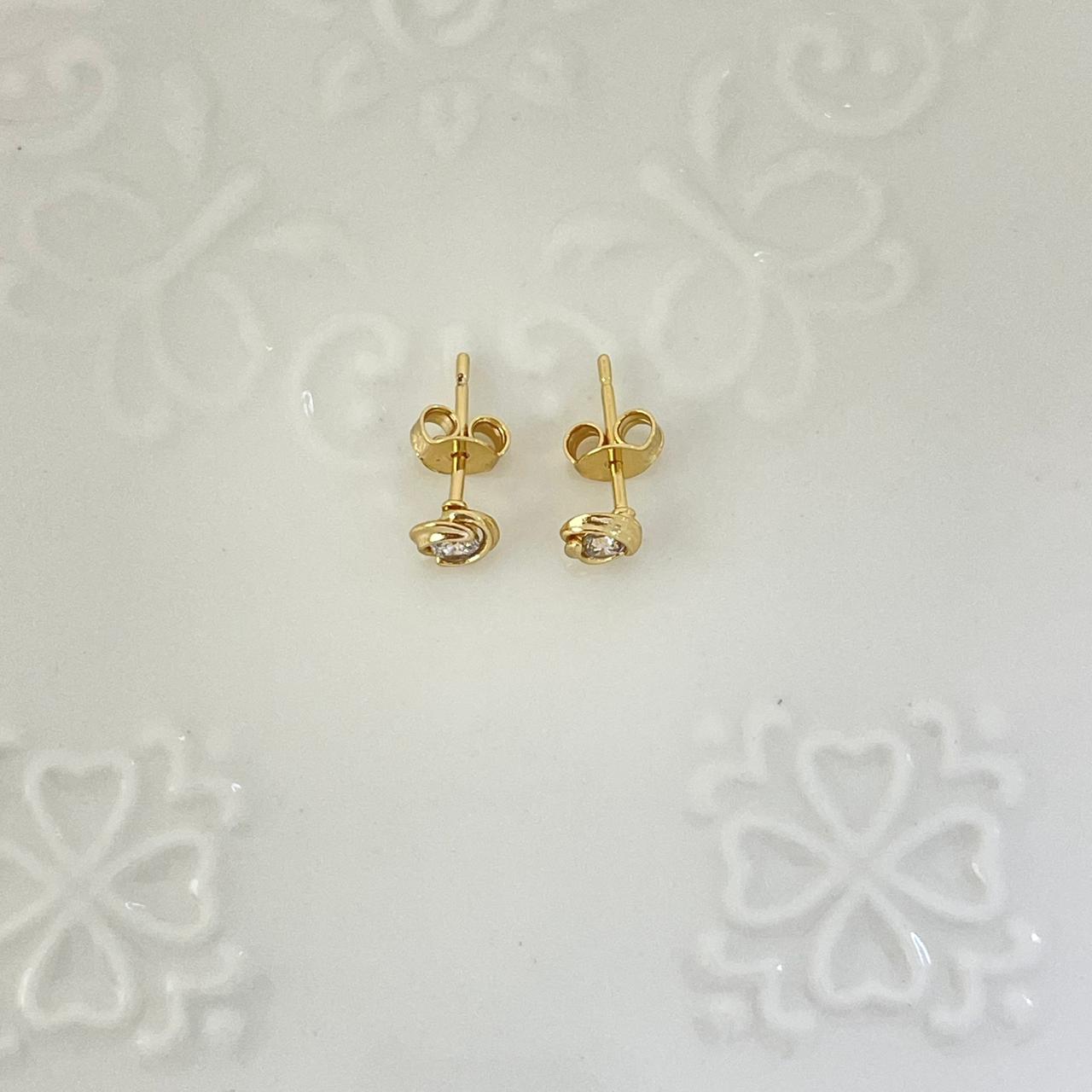 Topo Emtorchado Con Circon Blanco 6mm ID: 228