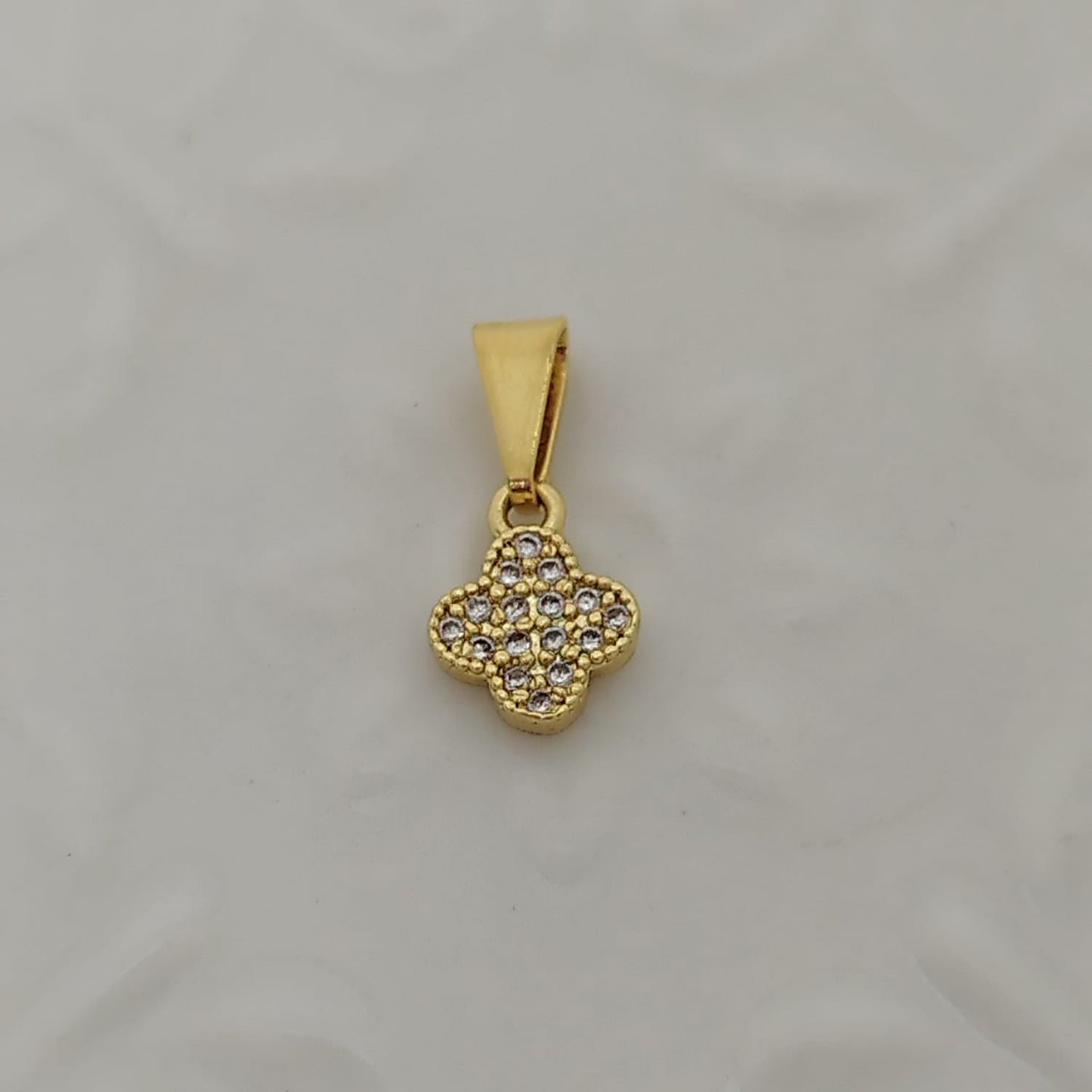 Dije Trevol Con Circon blanco1cm