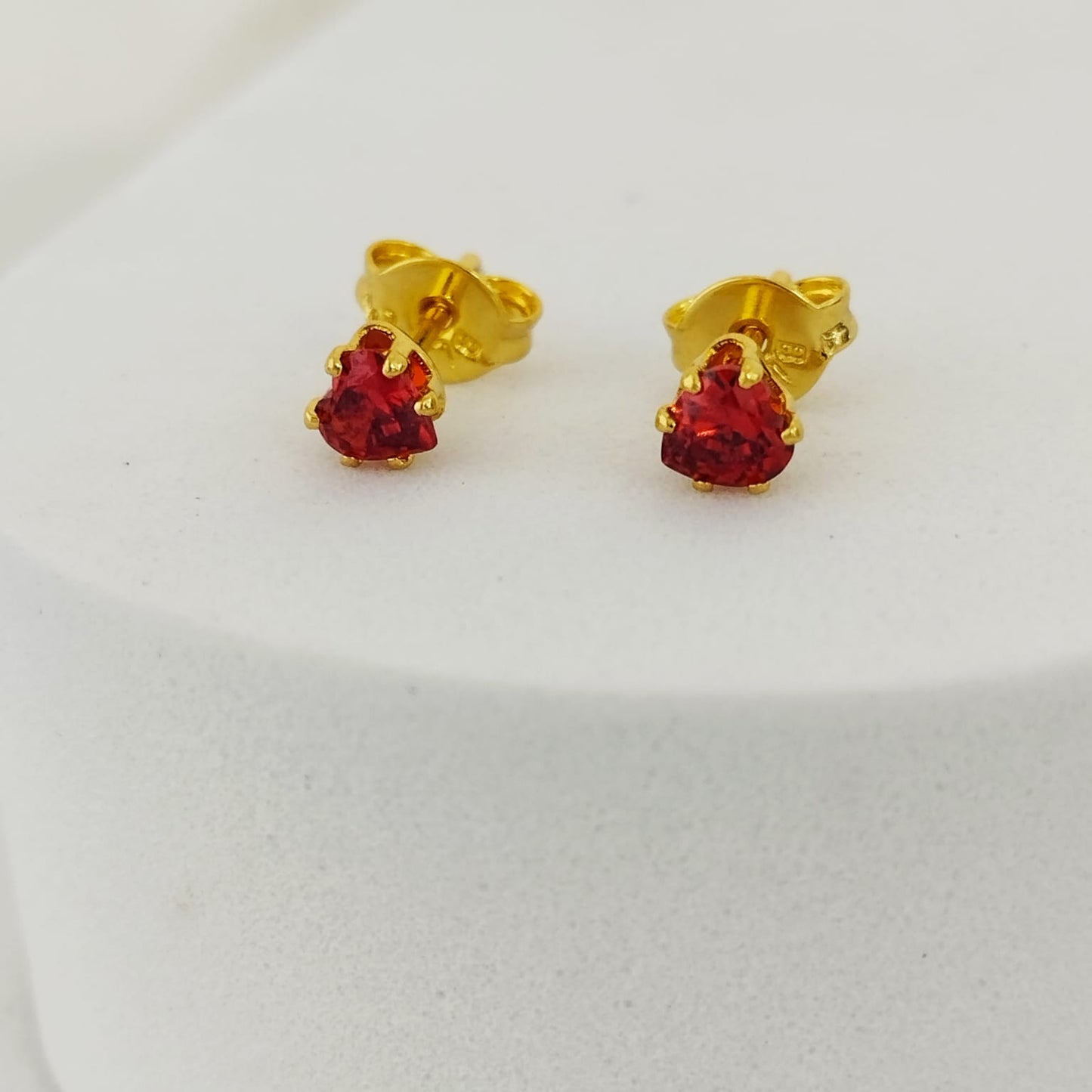 Topo Circonia Corazon rojo