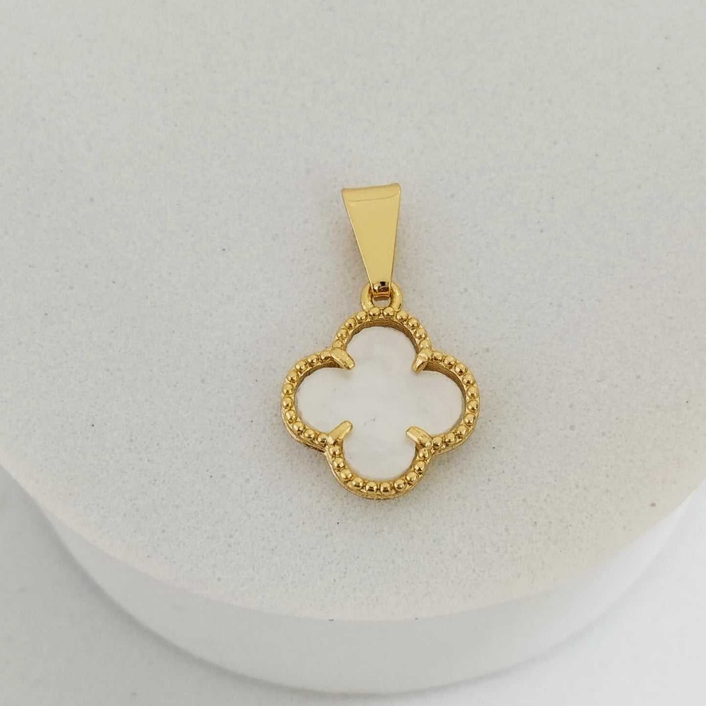 Dije Trebol Piedra Nacar 2cm