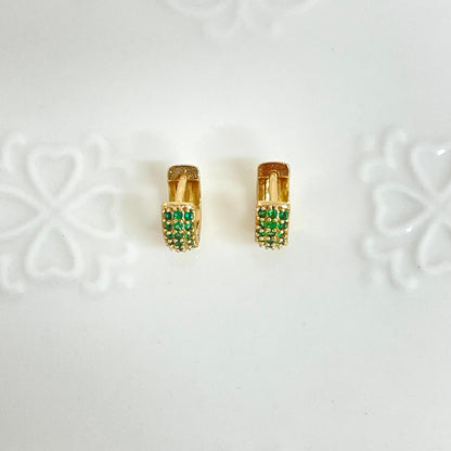 Candonga Con Murallas De Esmeraldas 1cm ID: 172