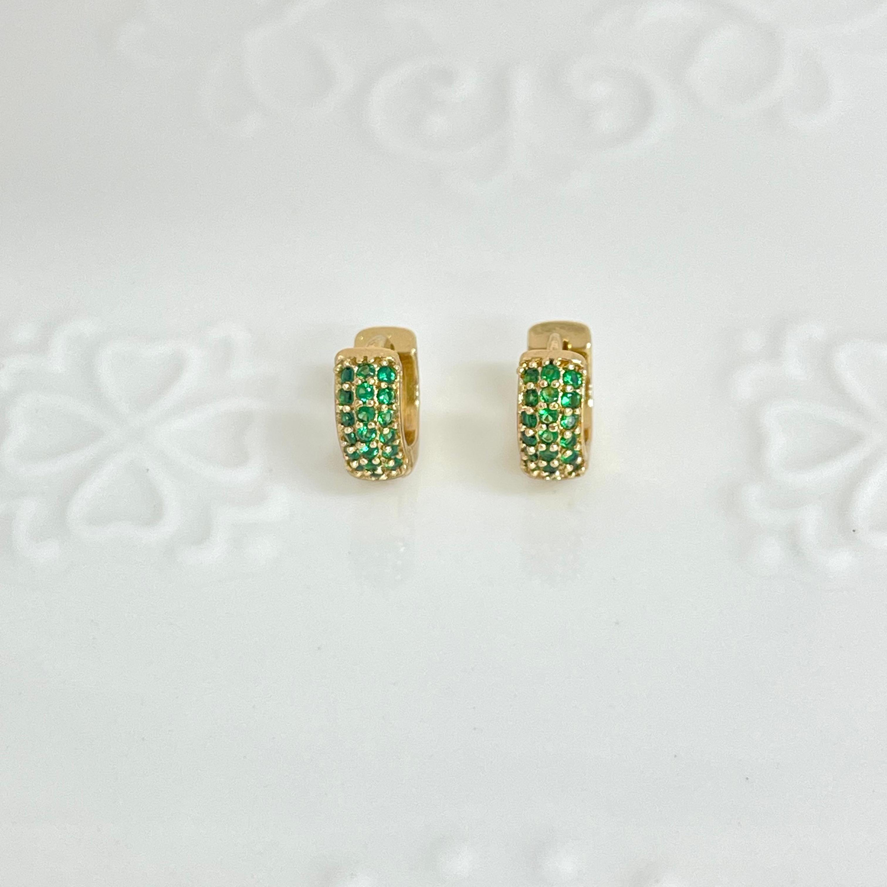 Candonga Con Murallas De Esmeraldas 1cm ID: 172