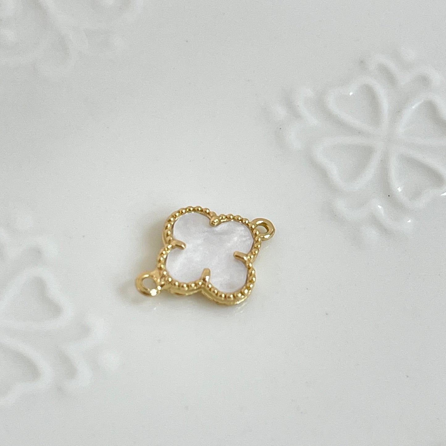 Herraje Trébol VCLF Nacar 1.5cm ID: 176