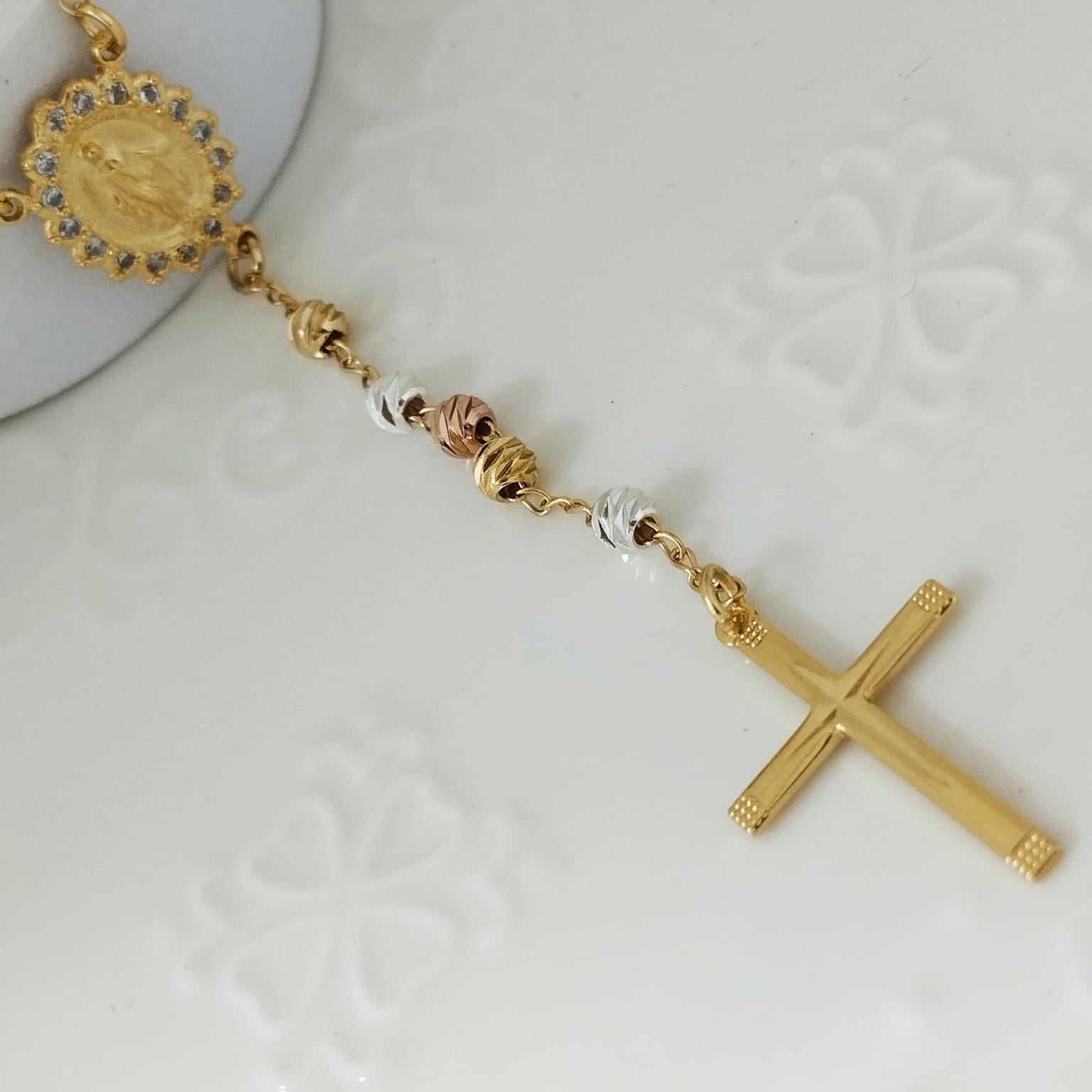 Rosario O Camándula 70cm Milagrosa y Cristo Tres Oros Balin 4mm Diamantado ID: 154