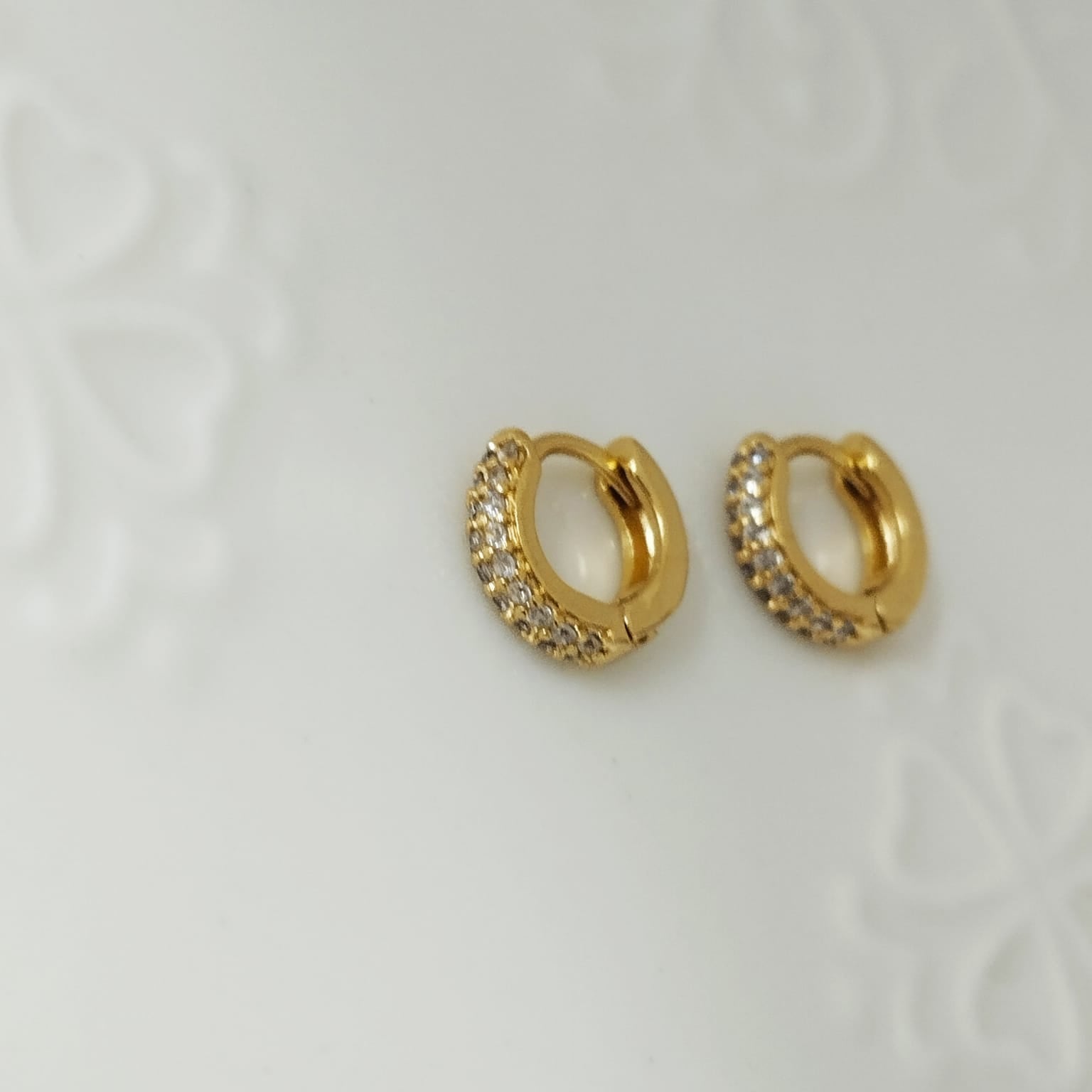 Candonga Con Circones Blancos 1cm ID: 174