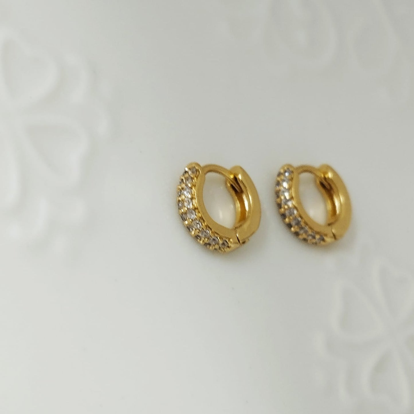 Candonga Con Circones Blancos 1cm ID: 174