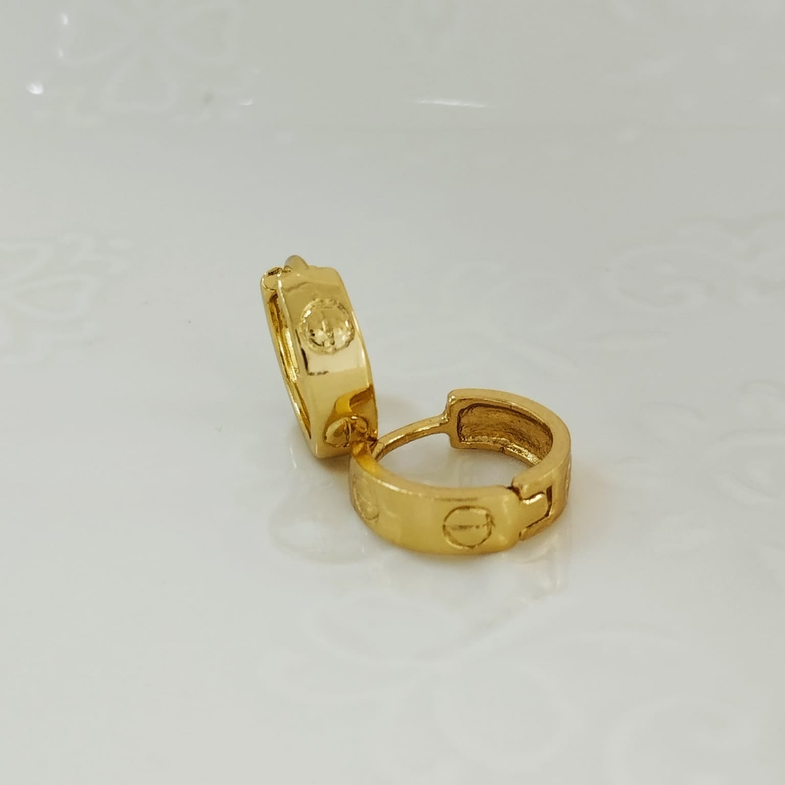 Candonga Cartier 1.4cm ID: 210