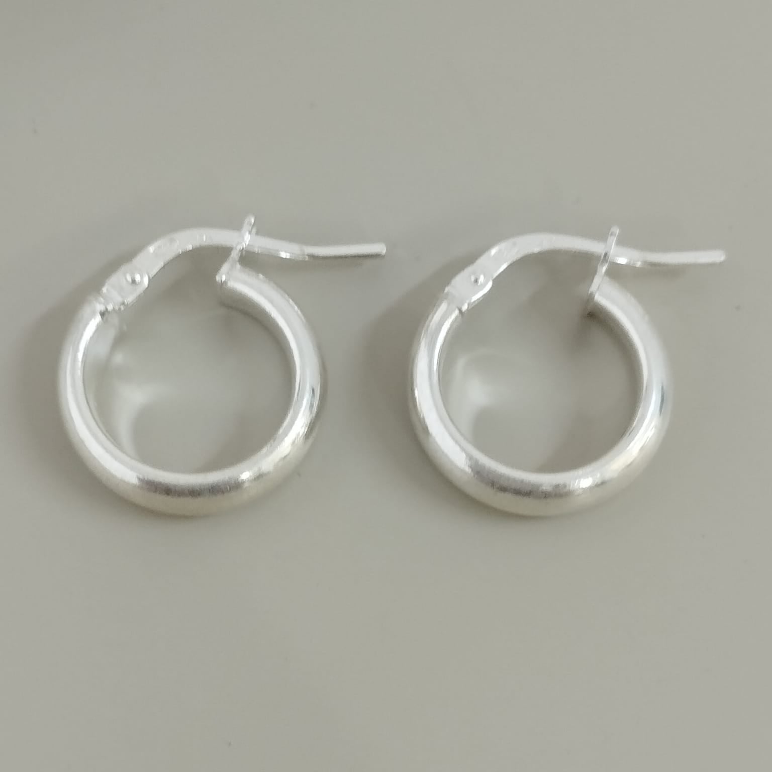 CANDONGA LISA 1.5CM DE PLATA LEY 925 ID: 290