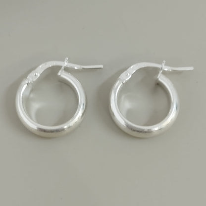 CANDONGA LISA 1.5CM DE PLATA LEY 925 ID: 290