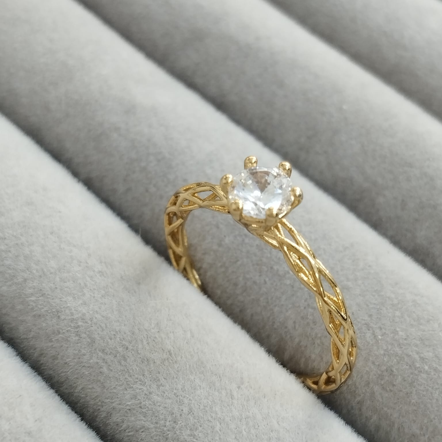 Anillo Solitario Con Circon Blanco T7 1/2 ID: 358