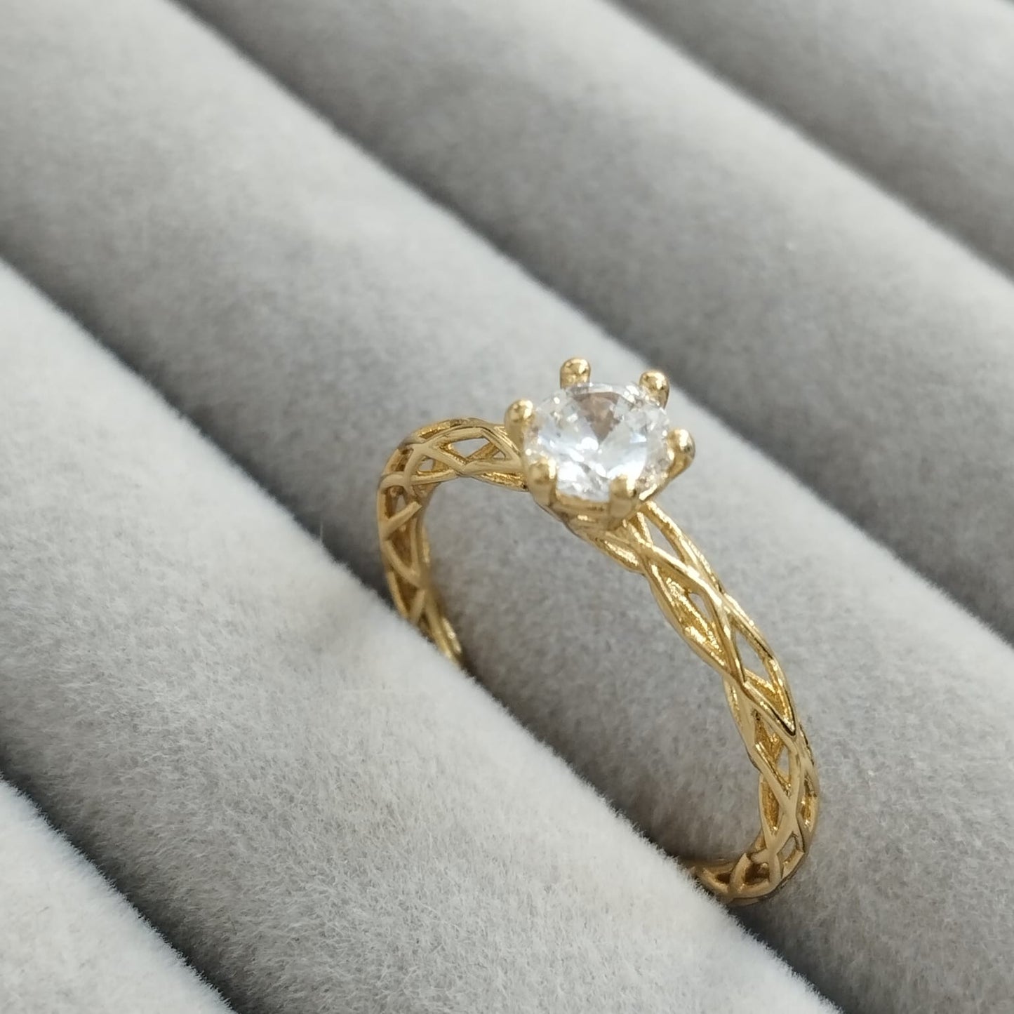 Anillo Solitario Con Circon Blanco T7 1/2 ID: 358