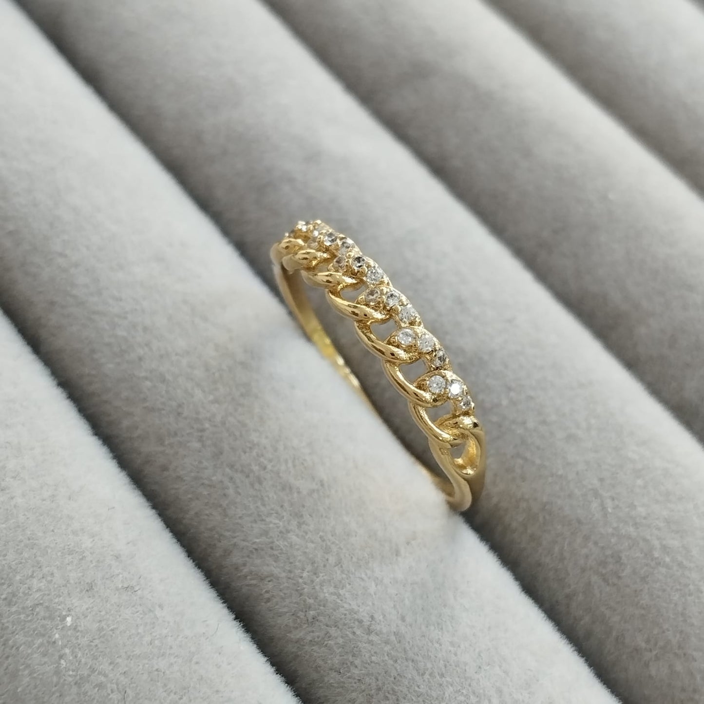 Anillo Cubano Con Circón Blanco T7 ID: 356