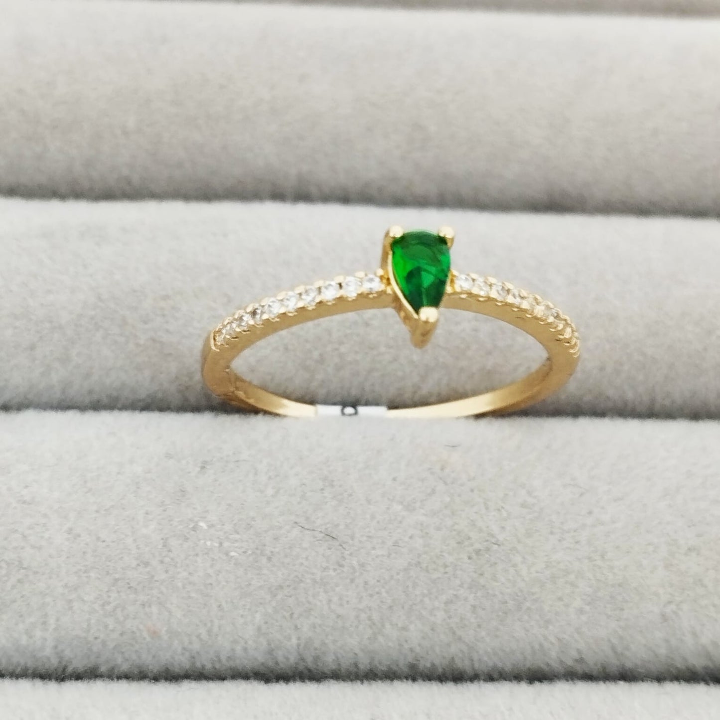 Anillo Solitario Con Circon Verde y Blanco T8 ID: 351