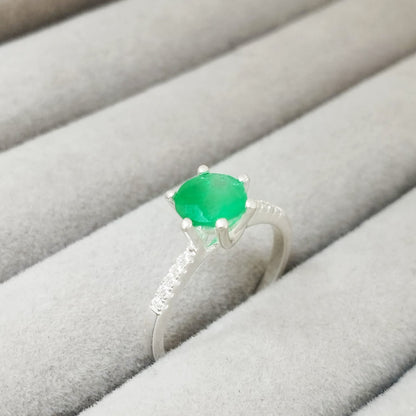 Anillo Esmeralda 6.5mm Redonda y Circon Blanco T6 ID: 510