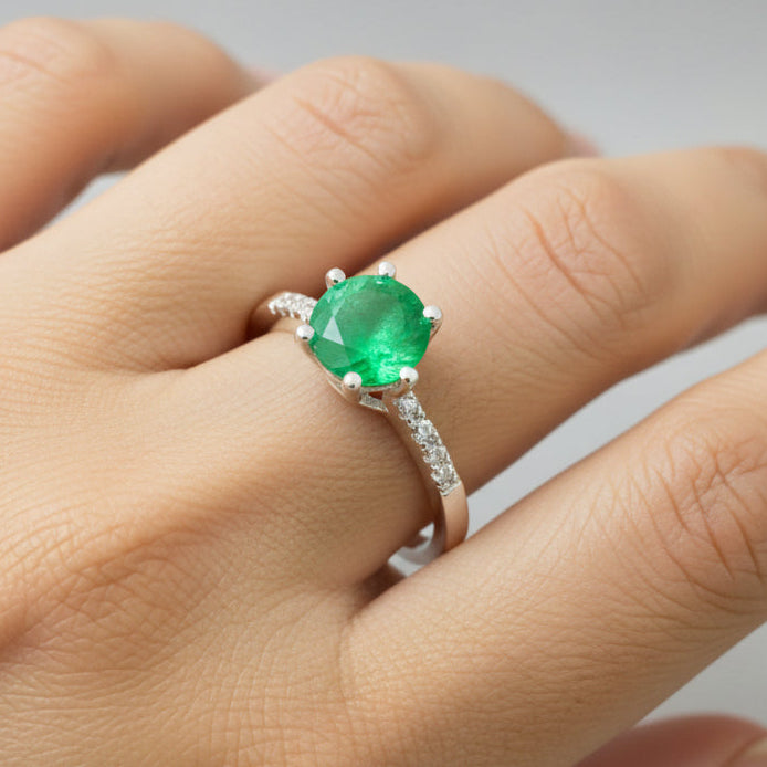 Anillo Esmeralda 6.5mm Redonda y Circon Blanco T6 ID: 510