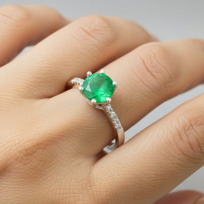 Anillo Esmeralda 6.5mm Redonda y Circon Blanco T6 ID: 510