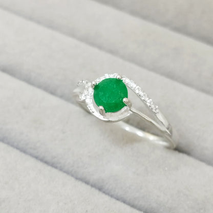 Anillo Esmeralda 6mm Redonda y Circon Blanco Plata 925 T9 ID: 513