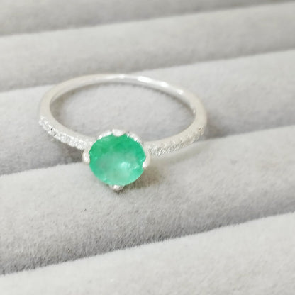 Anillo Esmeralda 6mm Redonda y Circon Blanco T8 Plata 925 ID: 516