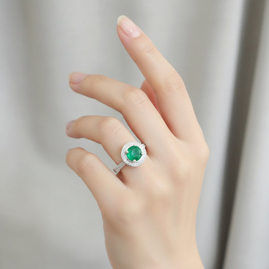 Anillo Esmeralda 6.5mm Redonda y Circon Blanco T6 ID: 521