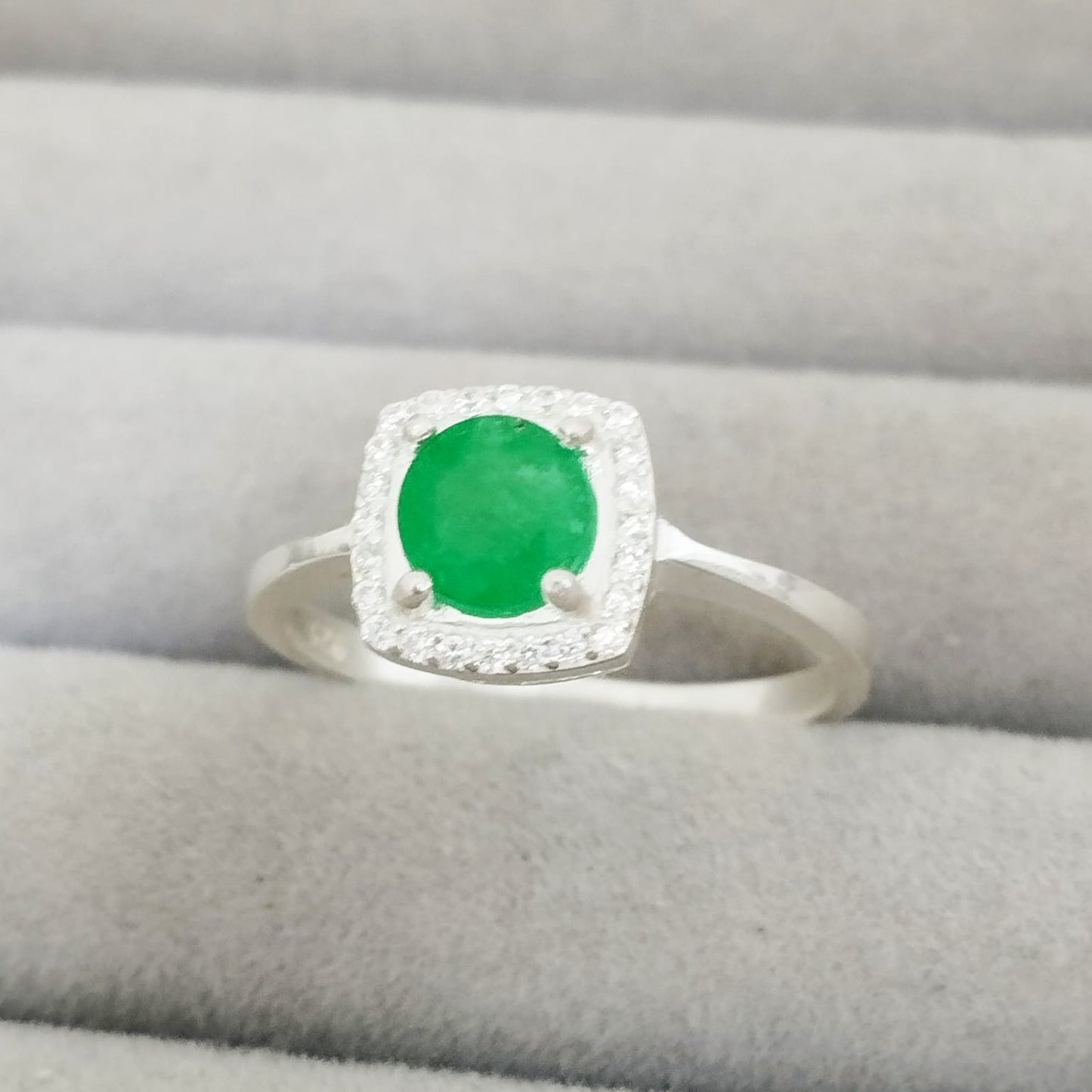 Anillo Esmeralda 6mm cuadrada y Circon Blanco T8 1/2 ID: 522