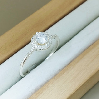 Anillo Solitario Circón Blanco T9 Plata Ley 925 ID: 422