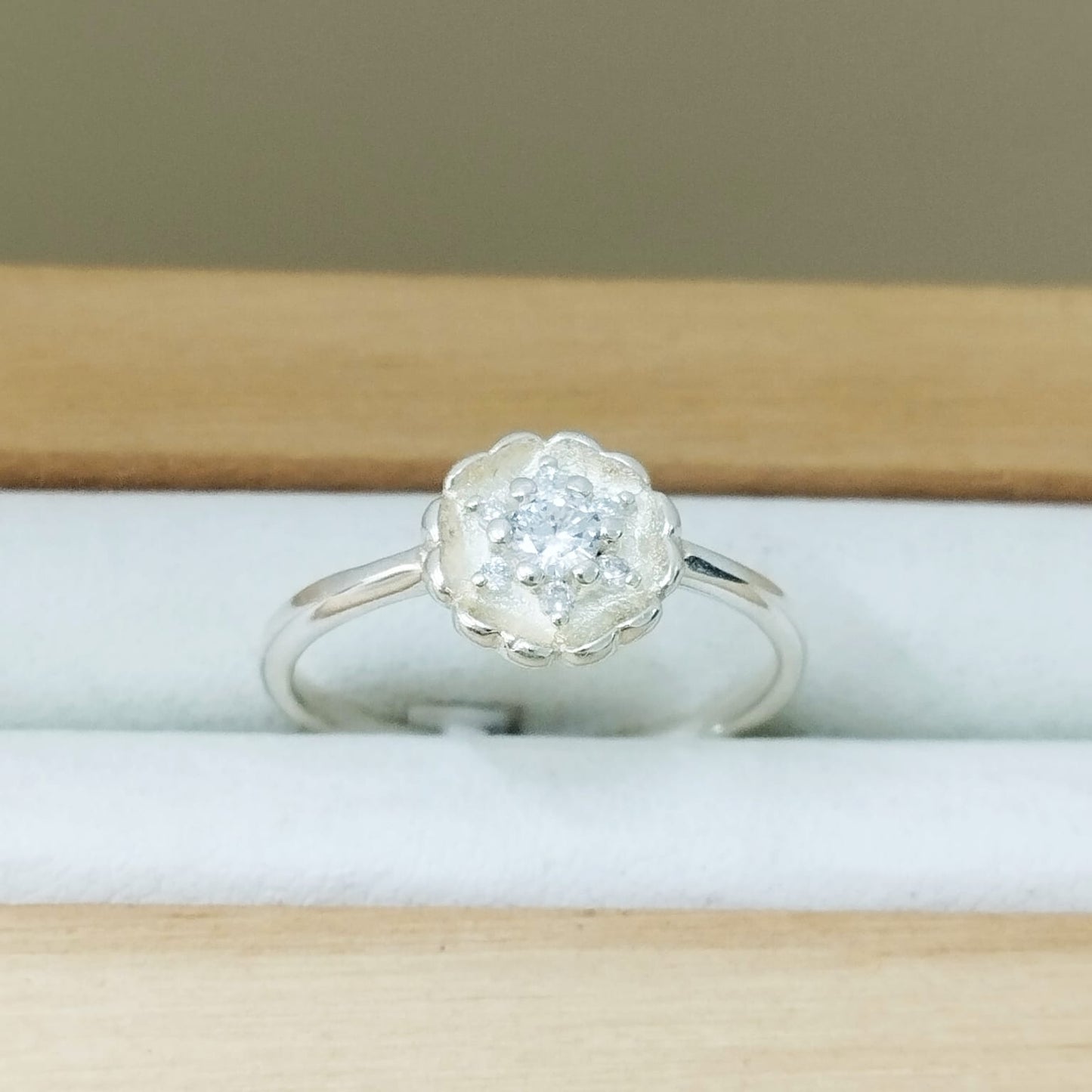 Anillo Solitario Circón Blanco T7 Plata Ley 925 ID: 424