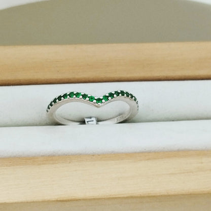 ANILLO V ESMERALDA T6 ID: 263