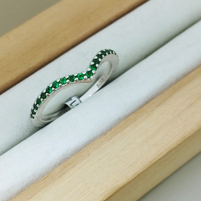 ANILLO V ESMERALDA T6 ID: 263
